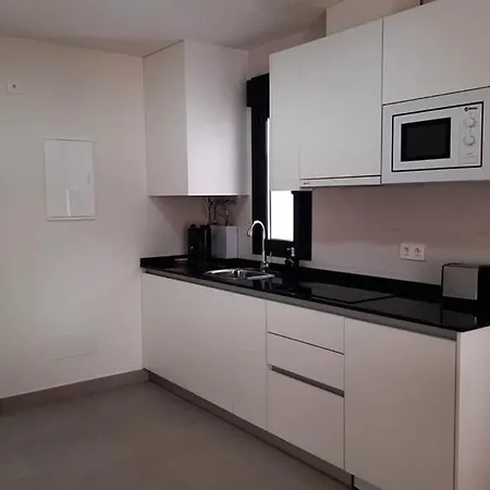 Apartamento New In The Center-terrace & Free Parking *