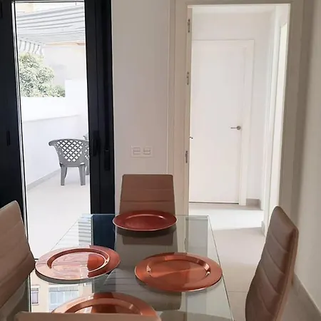 New In The Center-terrace & Free Parking *